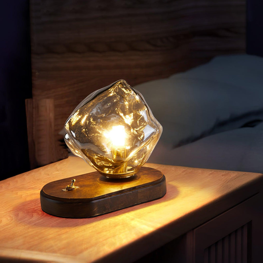 Issten Glas Bordslampa