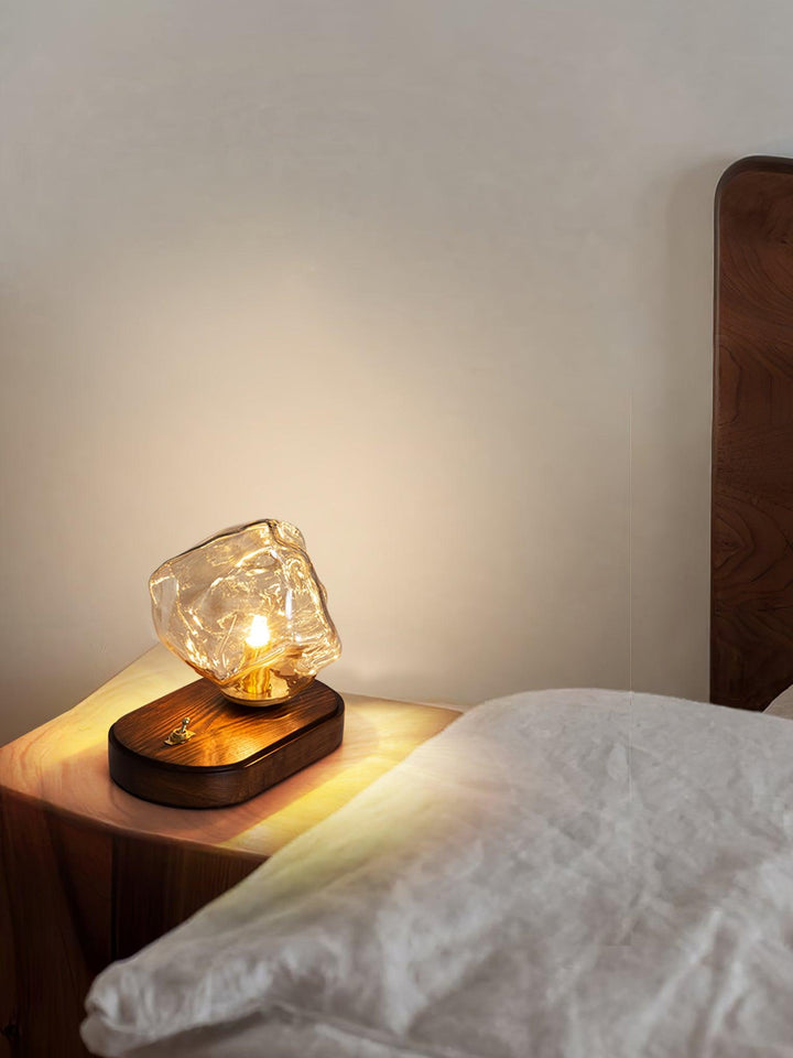 Issten Glas Bordslampa