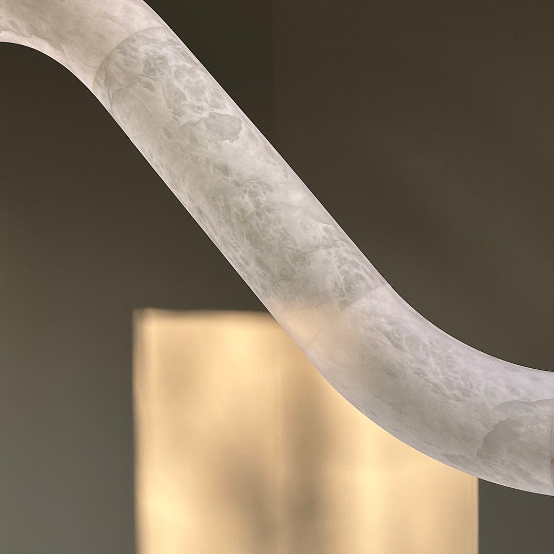 Strömlinjeformad Alabaster Pendellampa