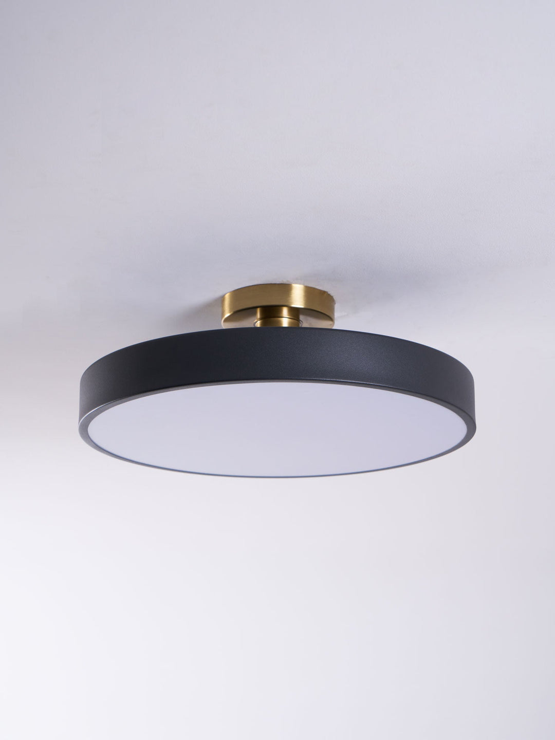 Isla Flush Mount Taklampa