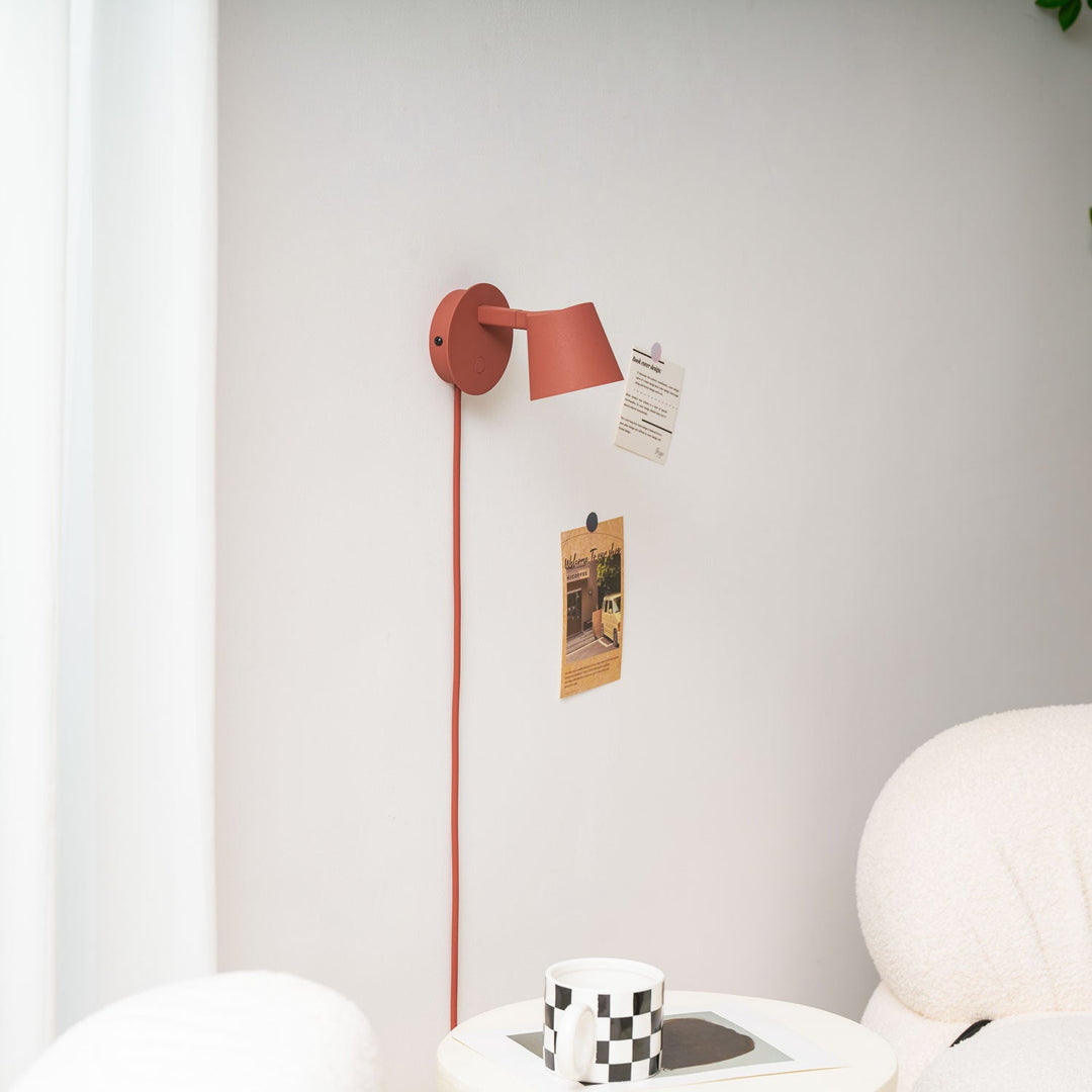 Tip Plug-In Vägglampa