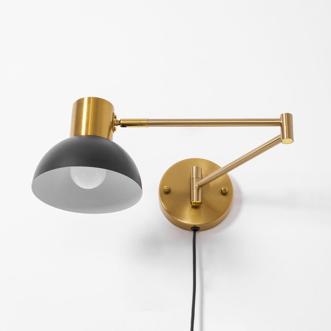 Justerbar Arm Plug In Vägglampa