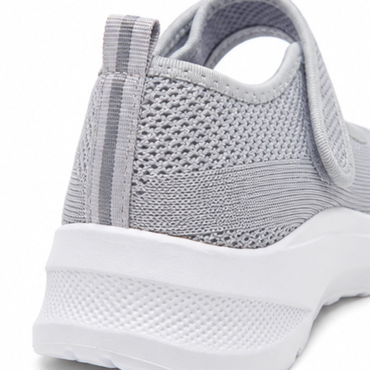 Elevana – Andningsbara sneakers z siateczki på regulowanym pasku