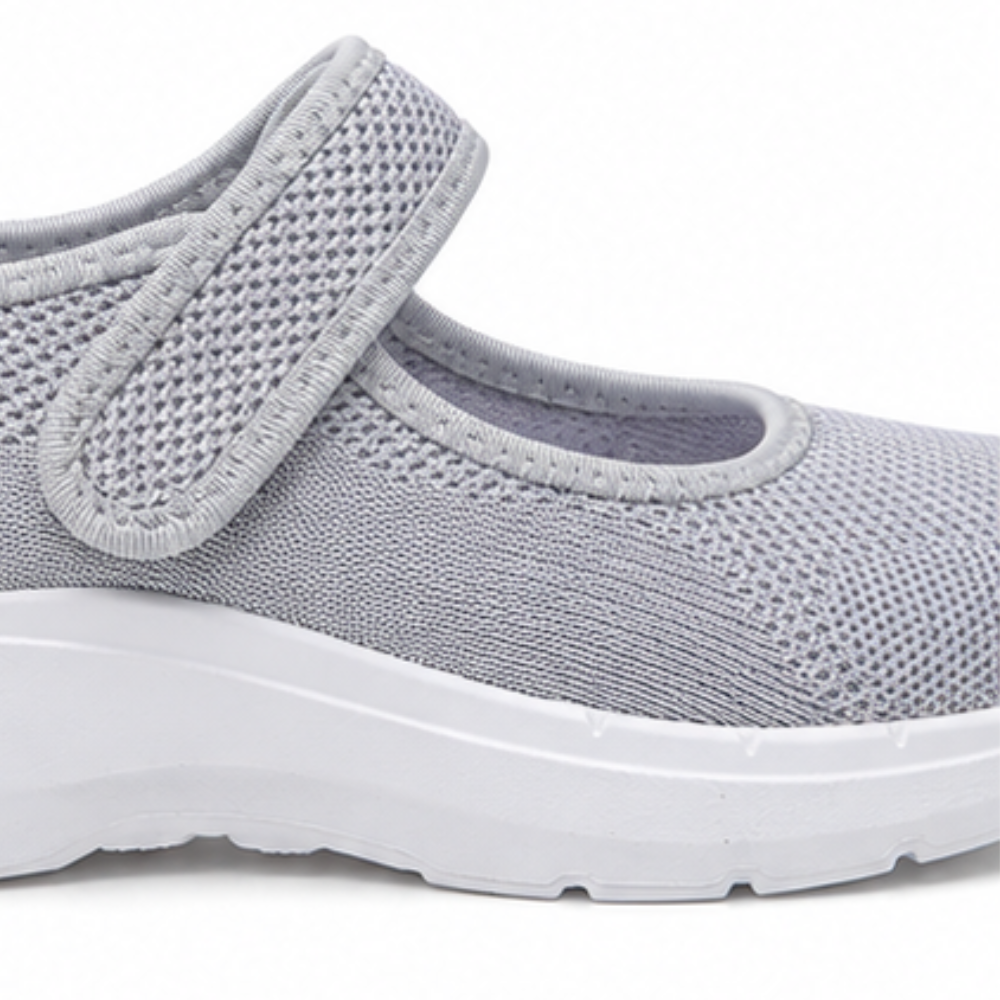 Elevana – Andningsbara sneakers z siateczki på regulowanym pasku