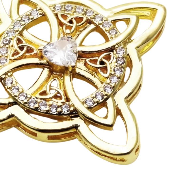 Elowen – Halsband z Kristall Celtickim Węzłem