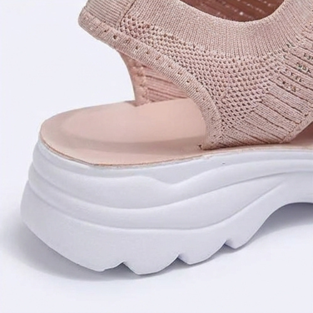 Tumuna – Bekväma sandaler på plattform