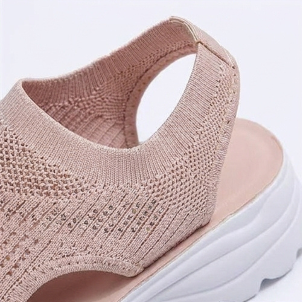 Tumuna – Bekväma sandaler på plattform