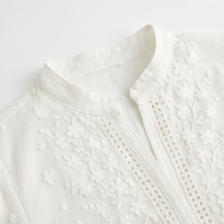 Lunelle – Kobieca Biała Blus z Broderi