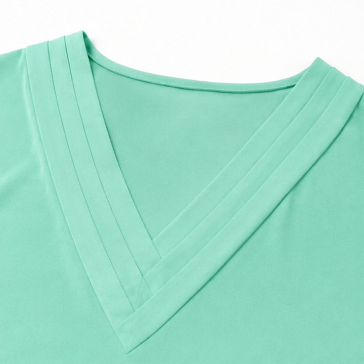 Wearbella – Klänning mini z plisowanym urringning w v-ringning i ręKaffemi nietoperzowymi