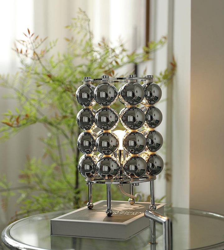 Kare Bordslampa