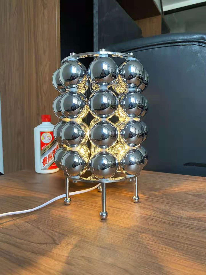 Kare Bordslampa