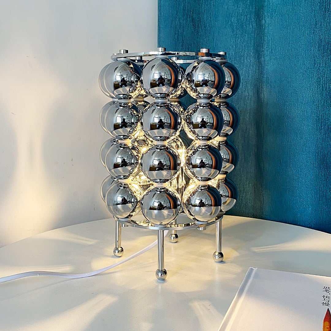 Kare Bordslampa