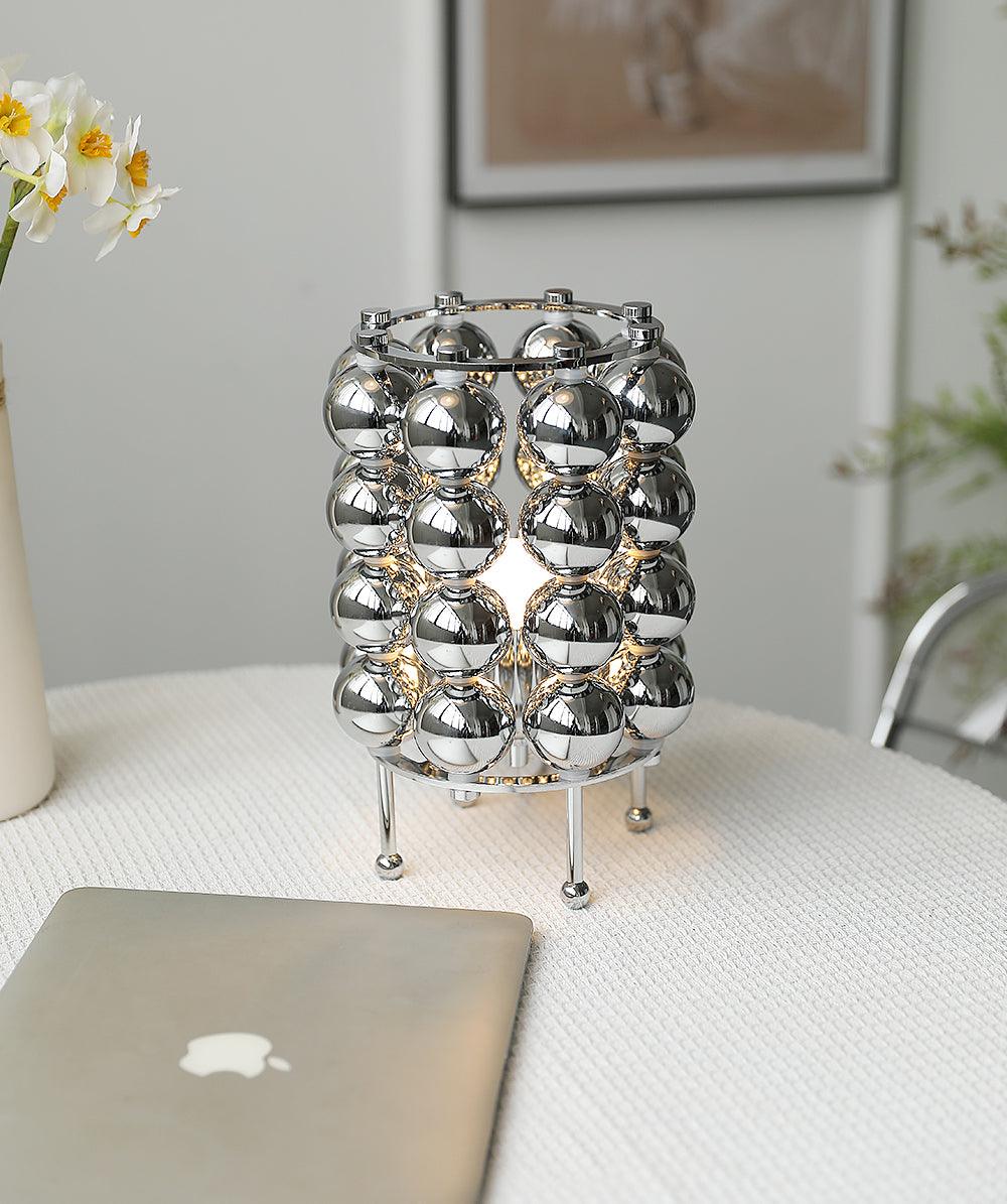 Kare Bordslampa
