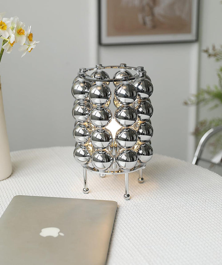 Kare Bordslampa