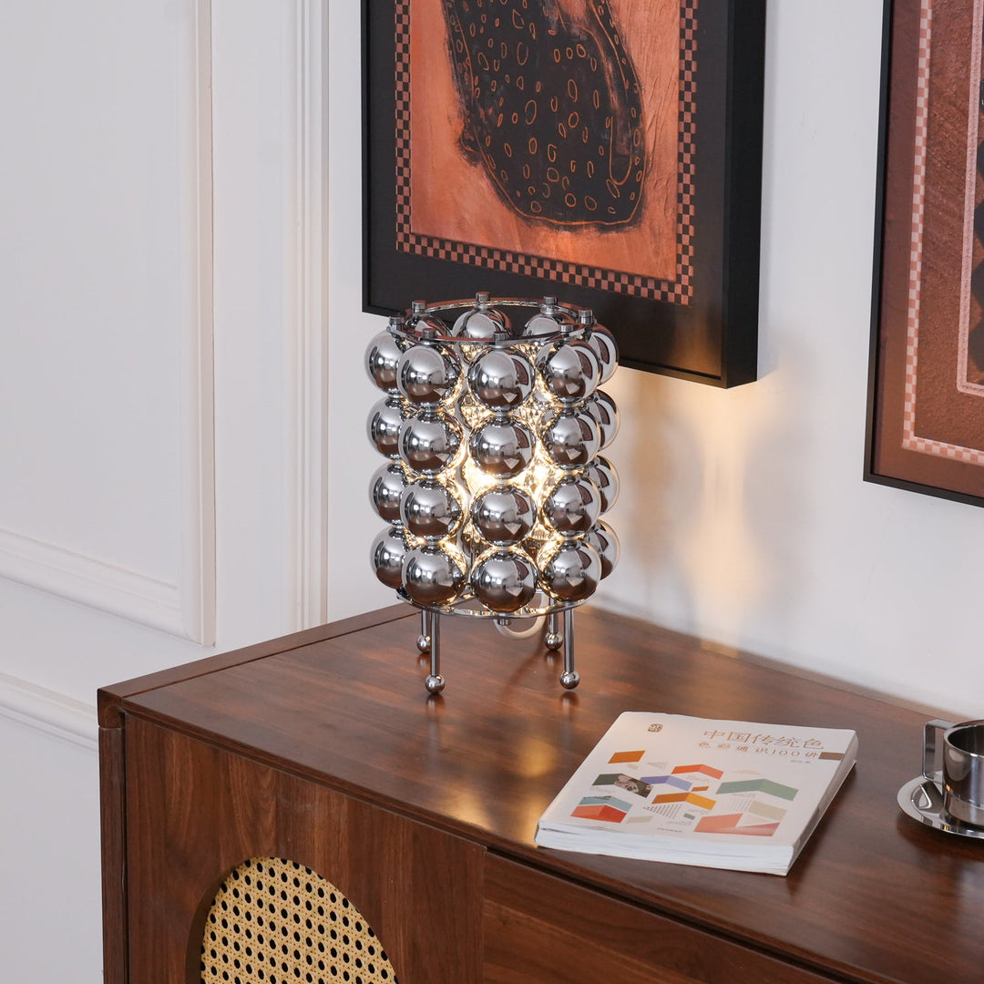 Kare Bordslampa