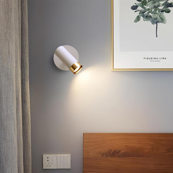 Karpo Vägglampa