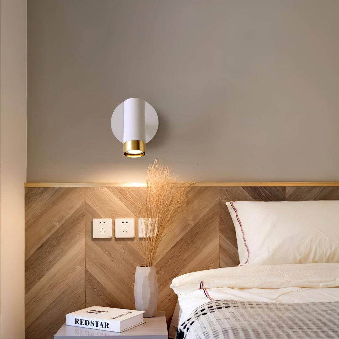 Karpo Vägglampa