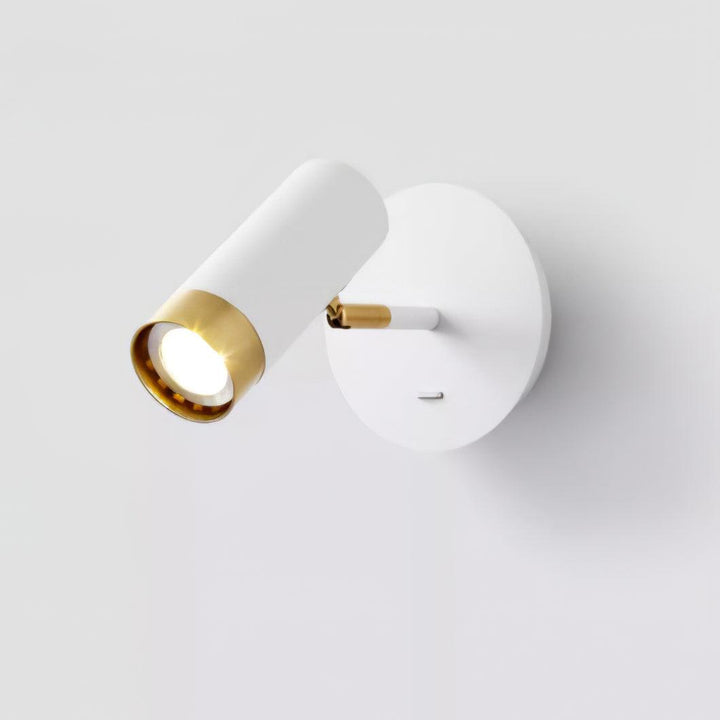Karpo Vägglampa