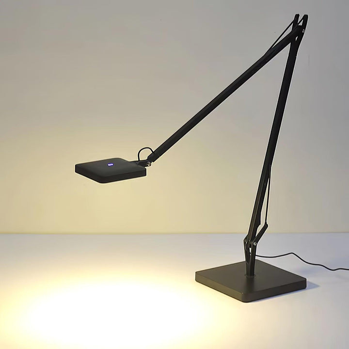 Pivot LED Skrivbordslampa