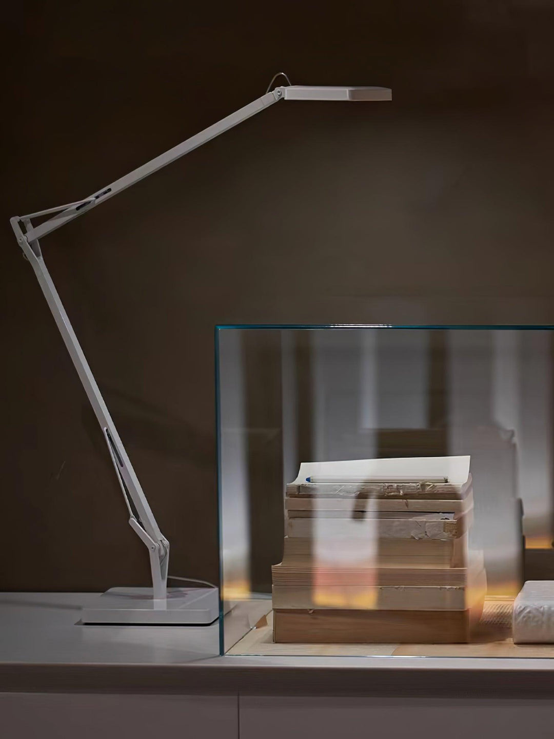 Pivot LED Skrivbordslampa