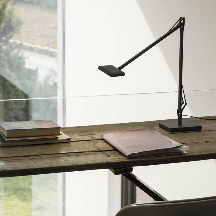 Pivot LED Skrivbordslampa