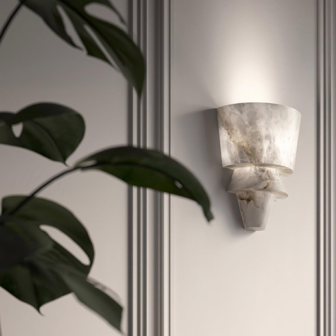 Laboratoriets Alabaster Vägglampa