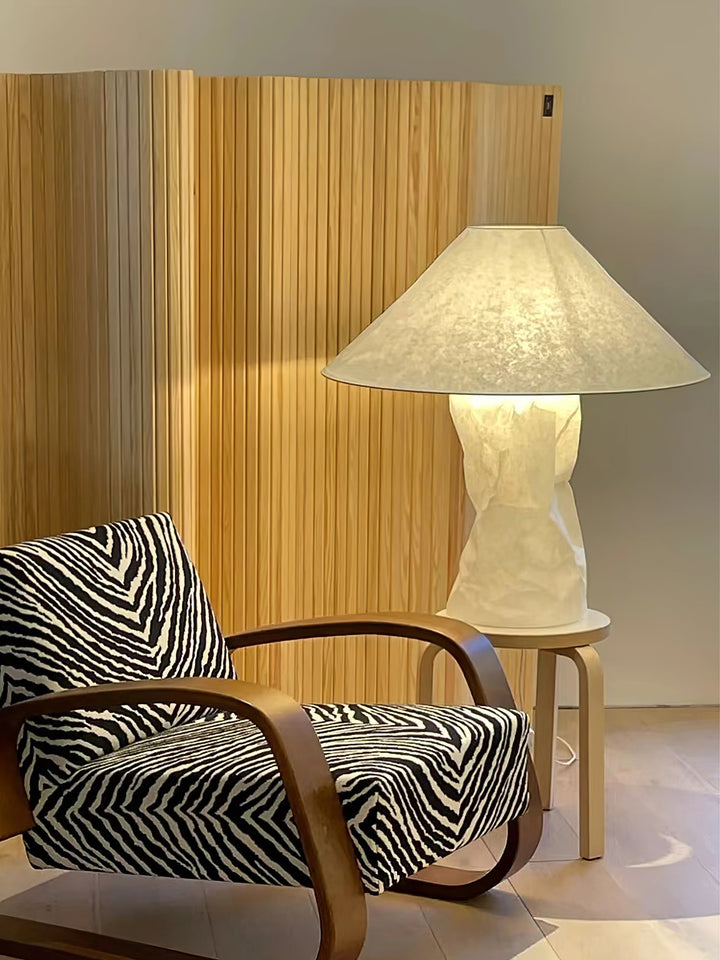 Krinklad Pappers Bordslampa