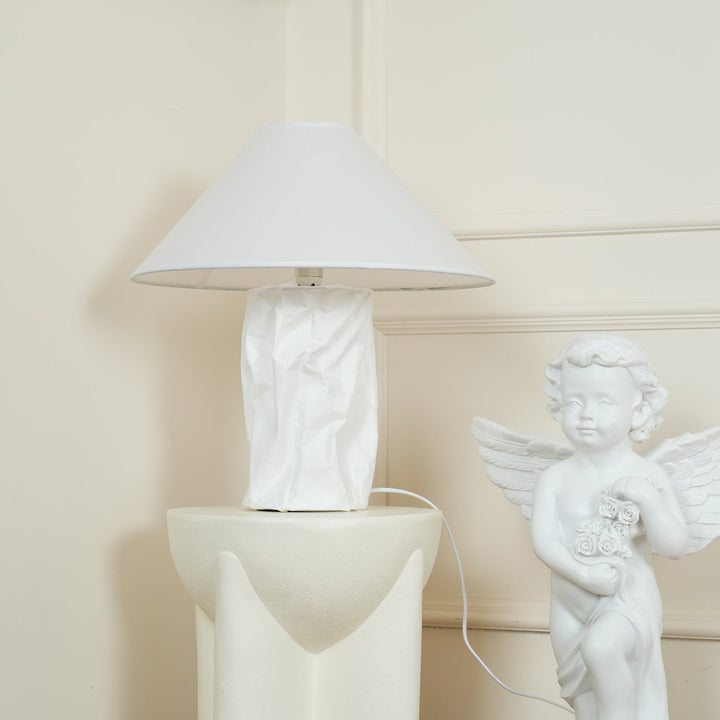 Krinklad Pappers Bordslampa