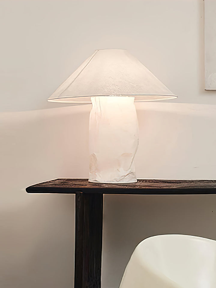 Krinklad Pappers Bordslampa