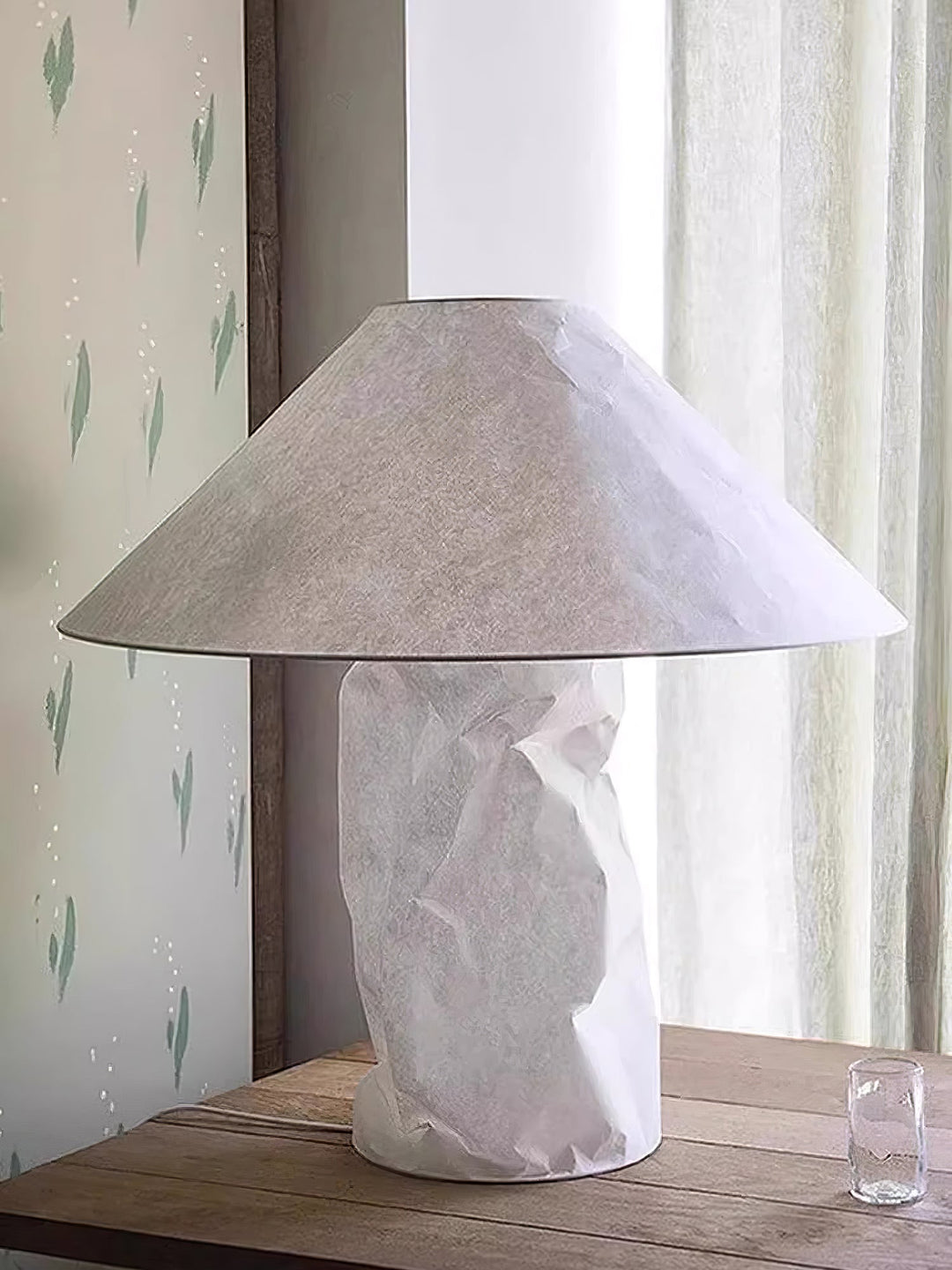 Krinklad Pappers Bordslampa
