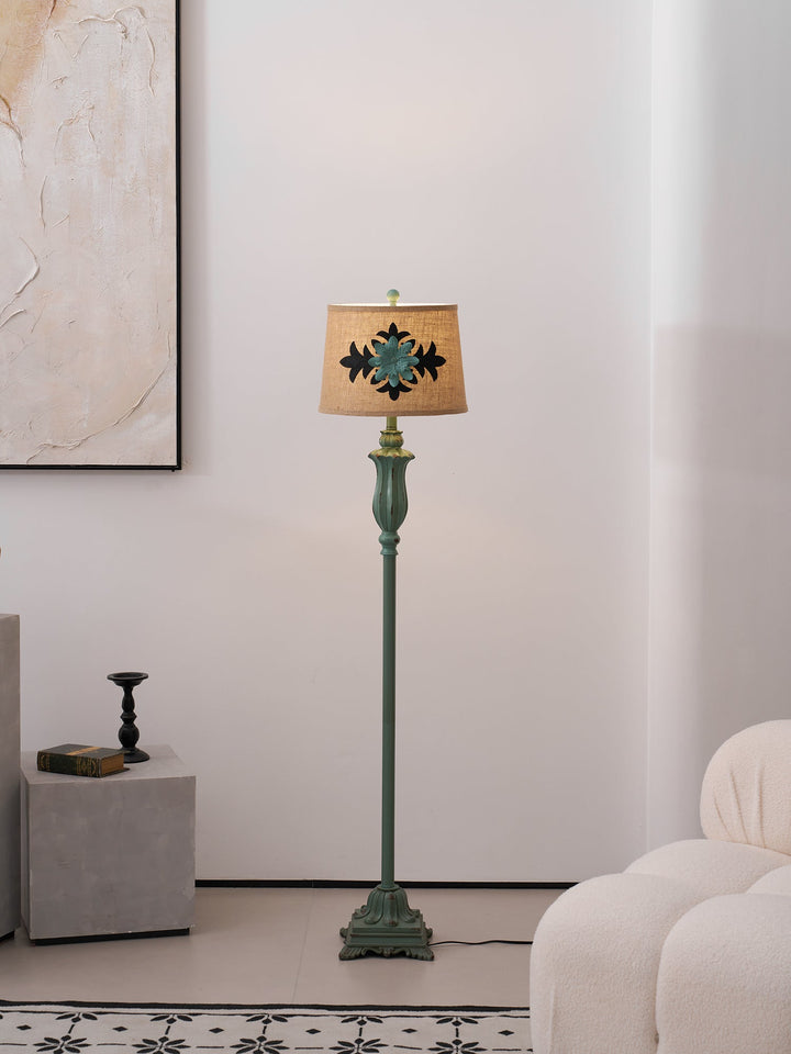 Lark Golvlampa