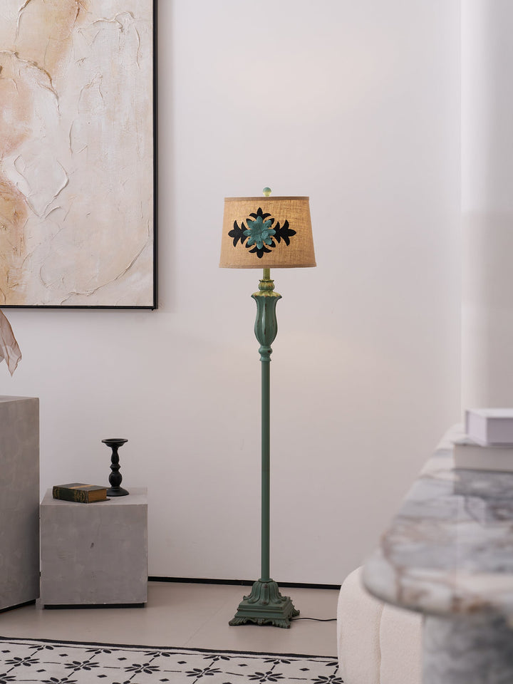 Lark Golvlampa