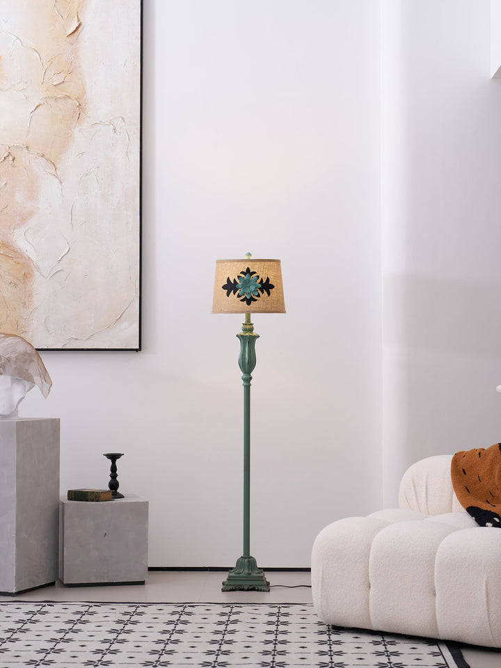 Lark Golvlampa