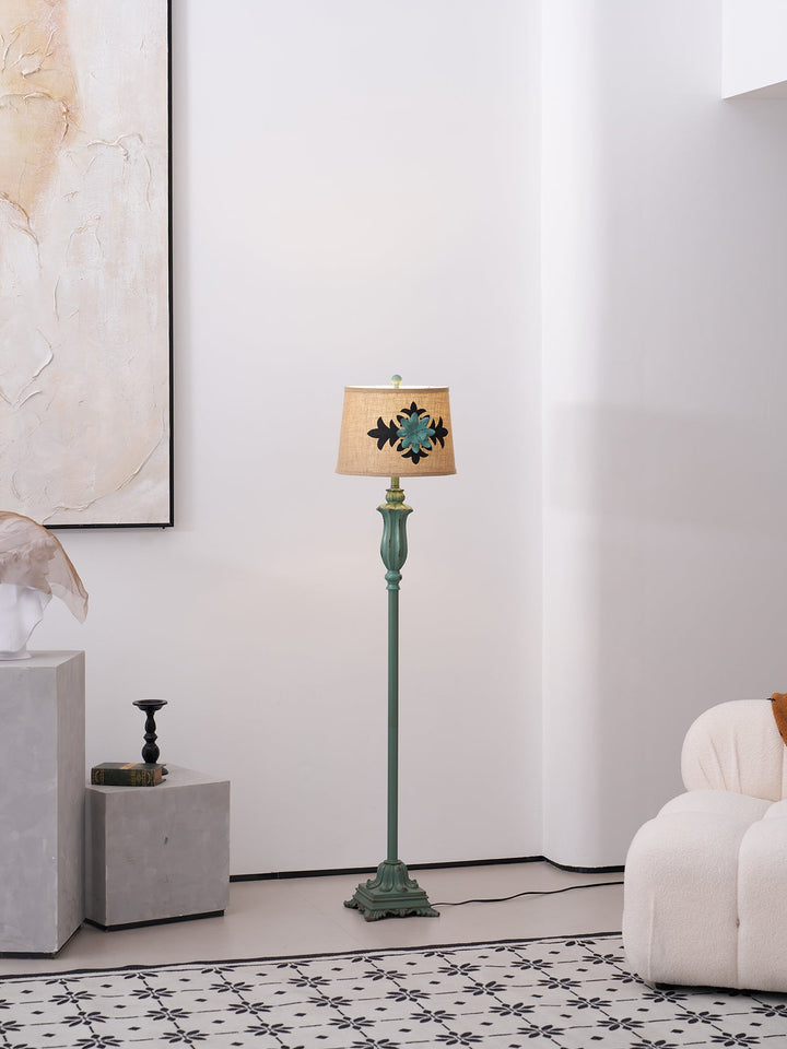 Lark Golvlampa