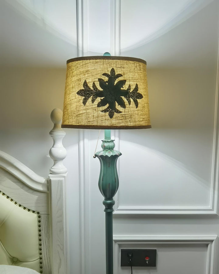 Lark Golvlampa