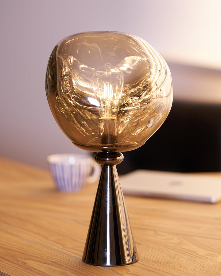 Lava Cone Bordslampa