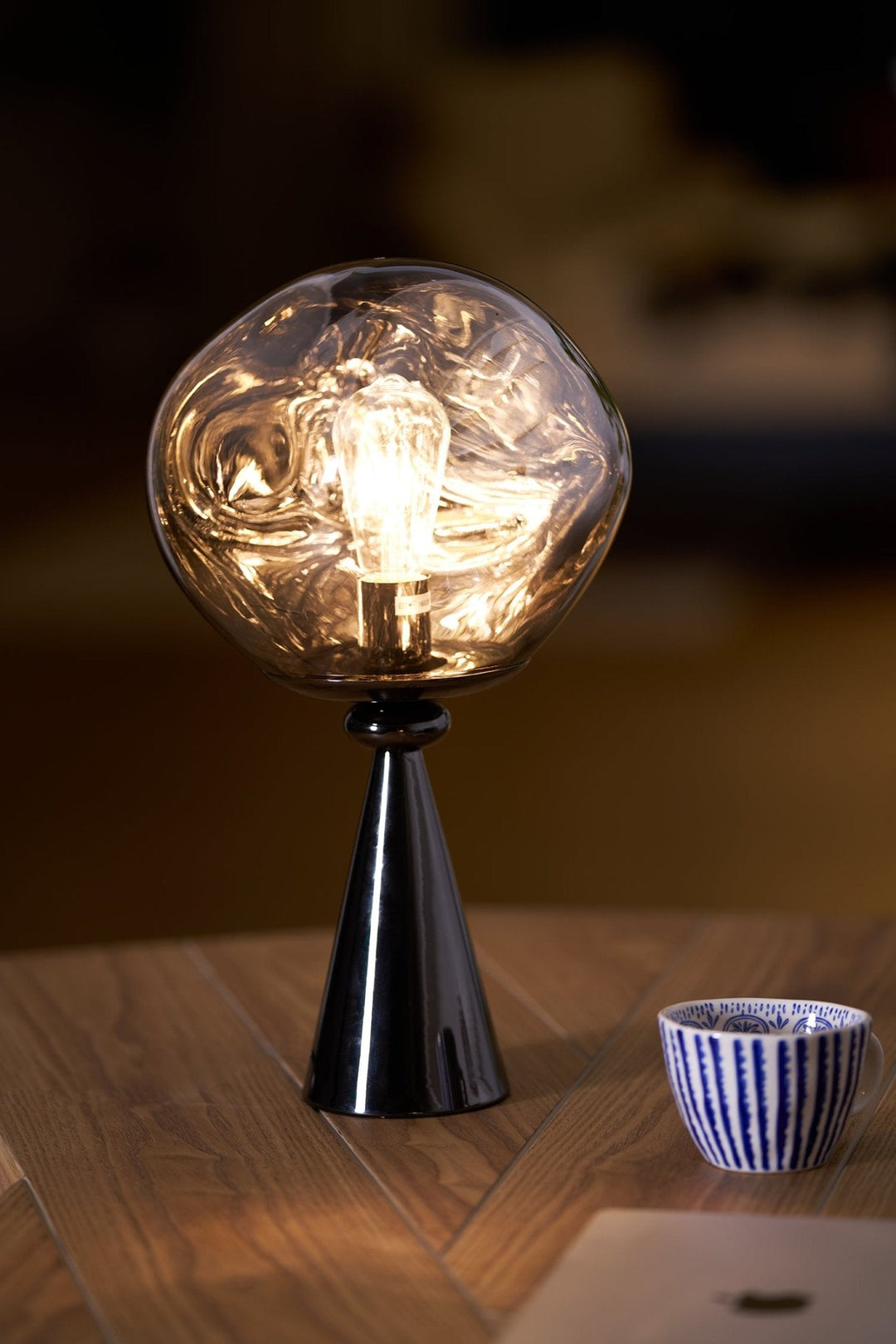 Lava Cone Bordslampa