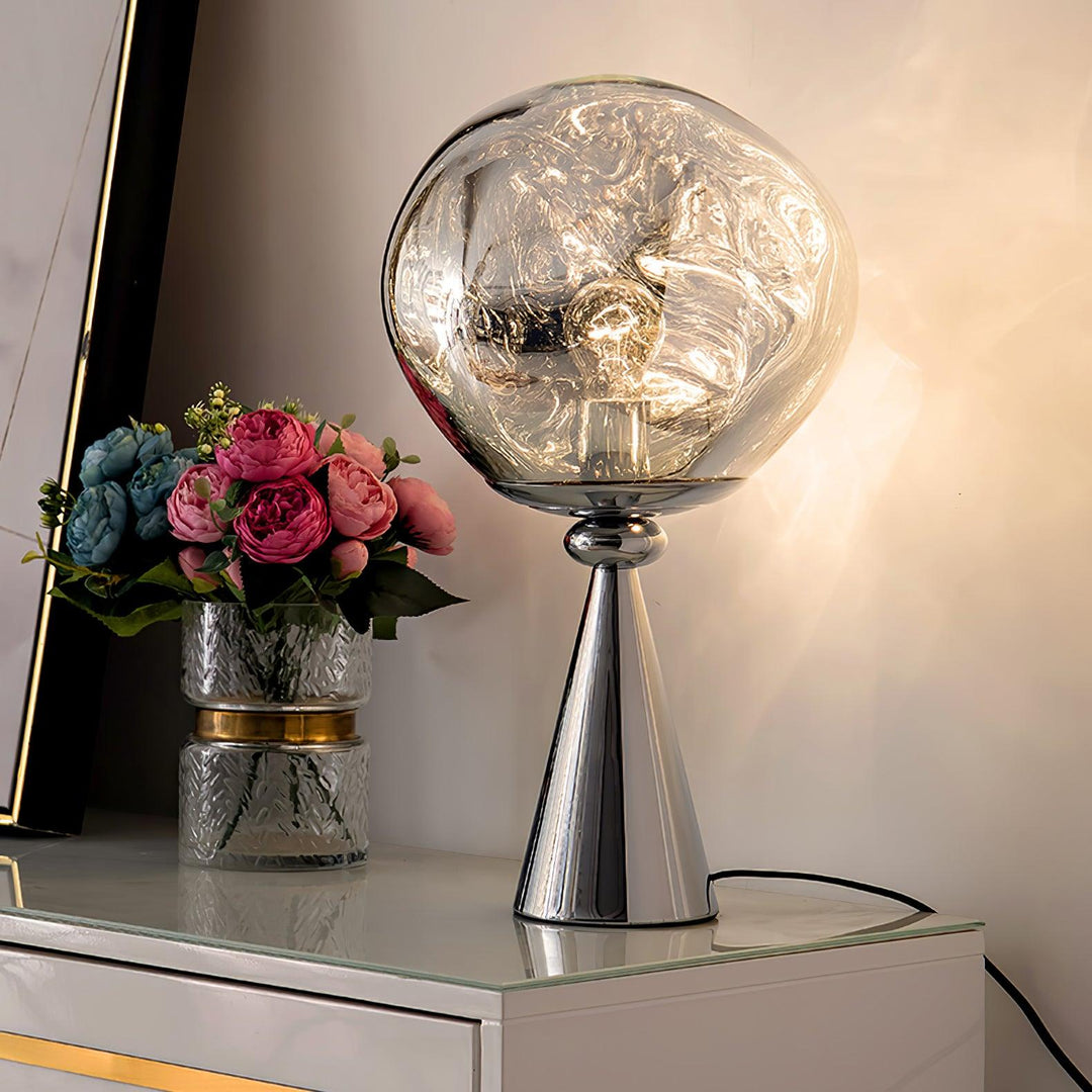 Lava Cone Bordslampa