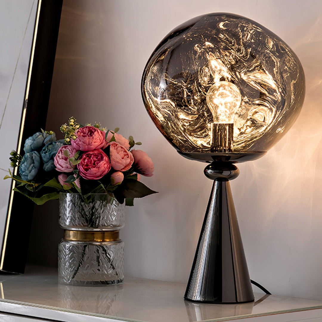 Lava Cone Bordslampa