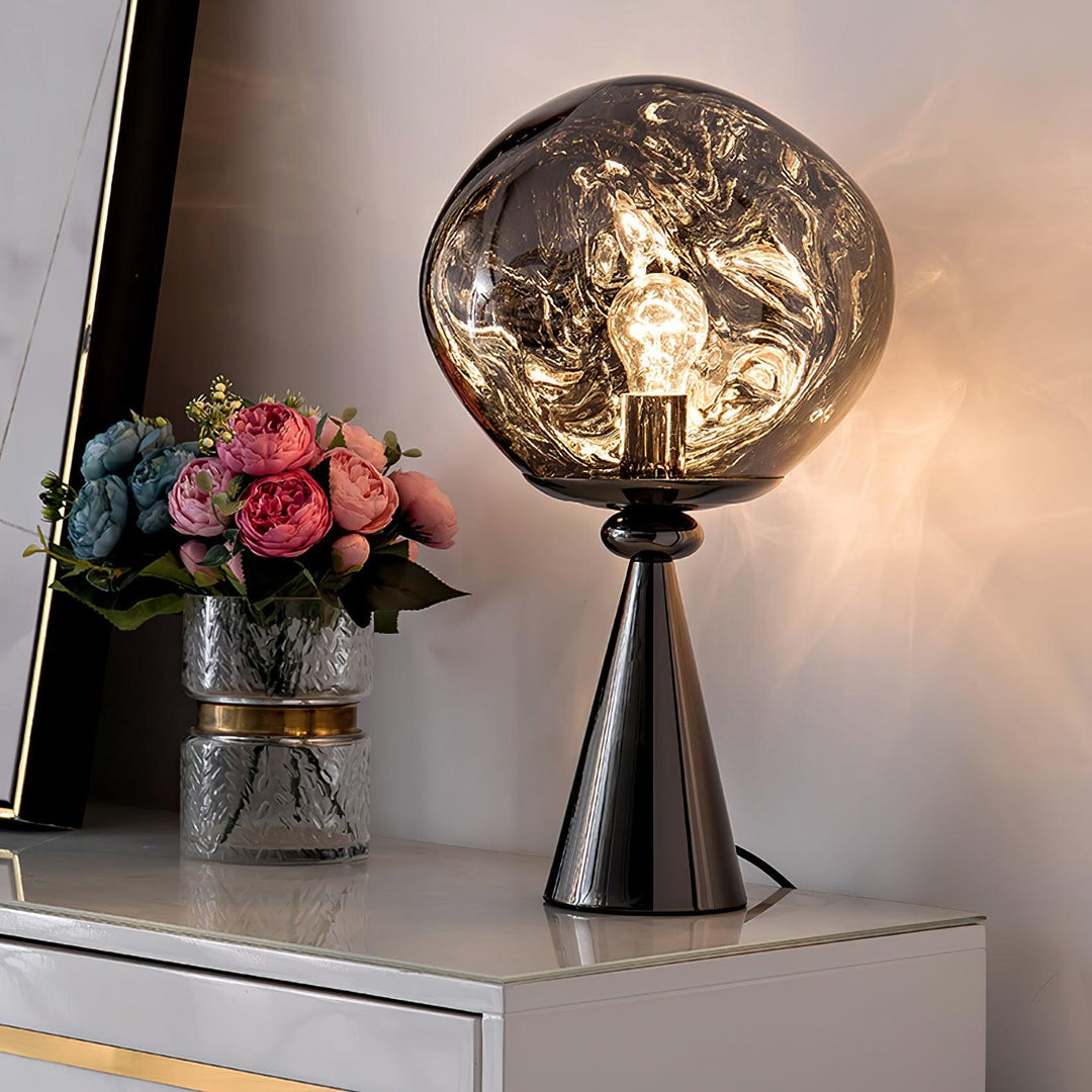 Lava Cone Bordslampa