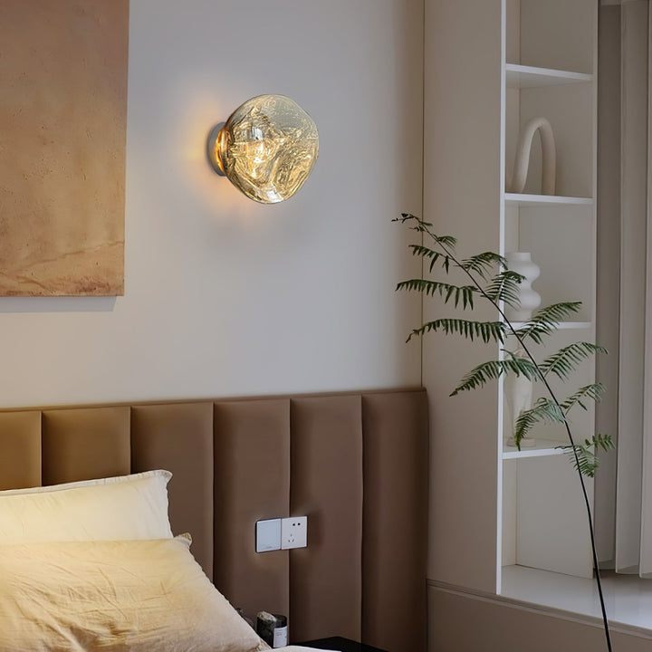 Lava Plug-in Vägglampa
