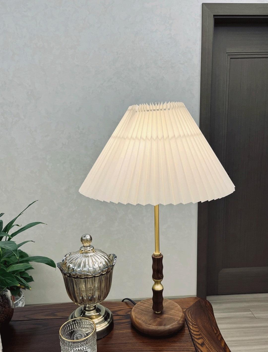 Le Klint Bordslampa