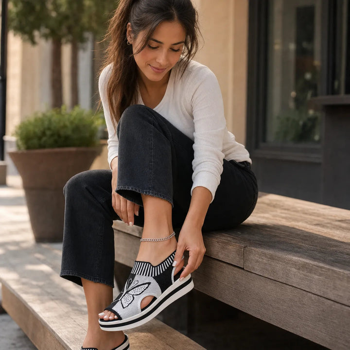 Sockela – Sandaler Peep Toe på plattform z Dzianiny för kvinnor