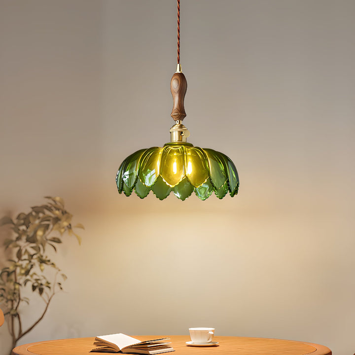 Lila Petal Pendellampa