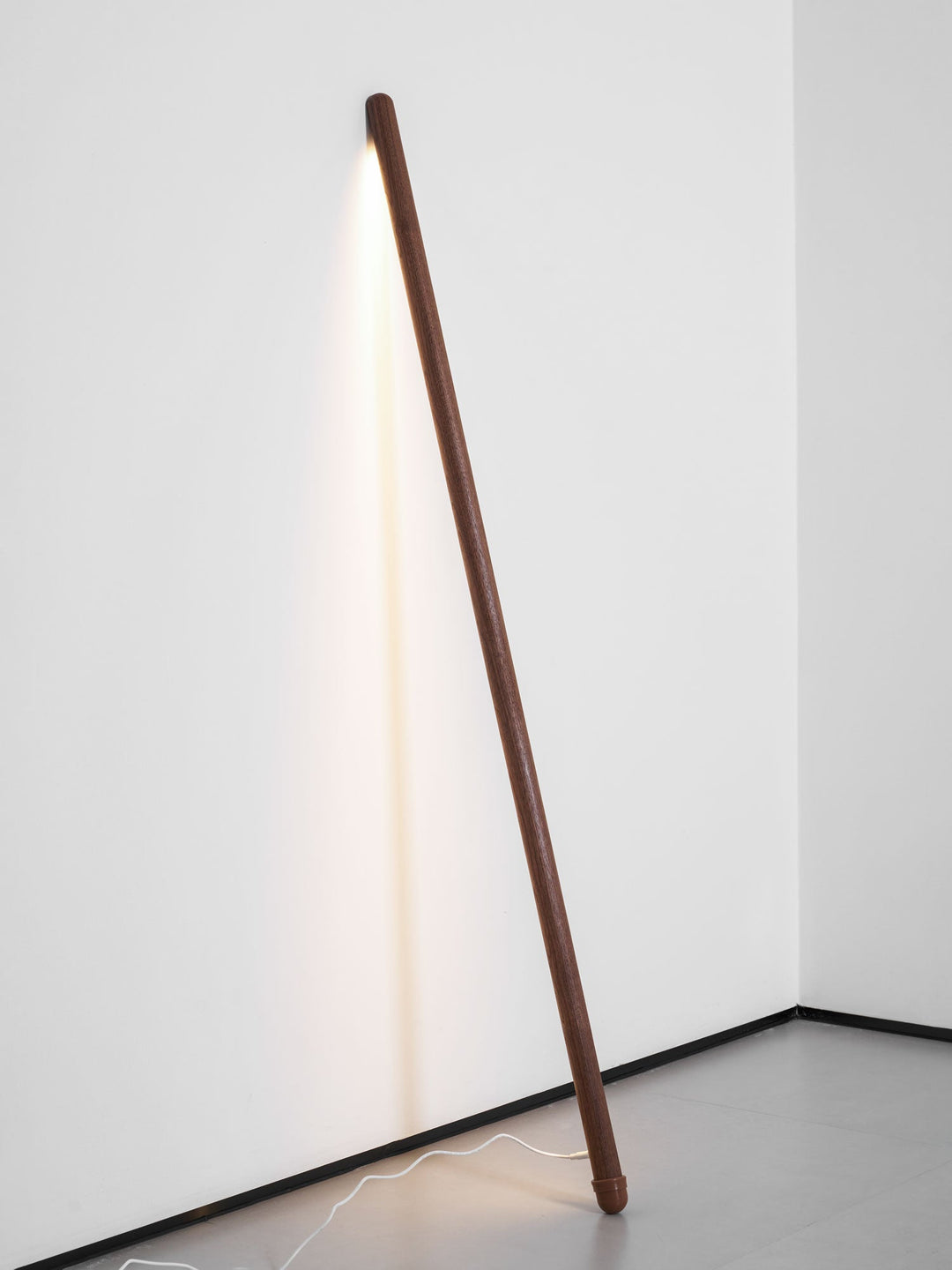Linje Assistans Ambience Golvlampa