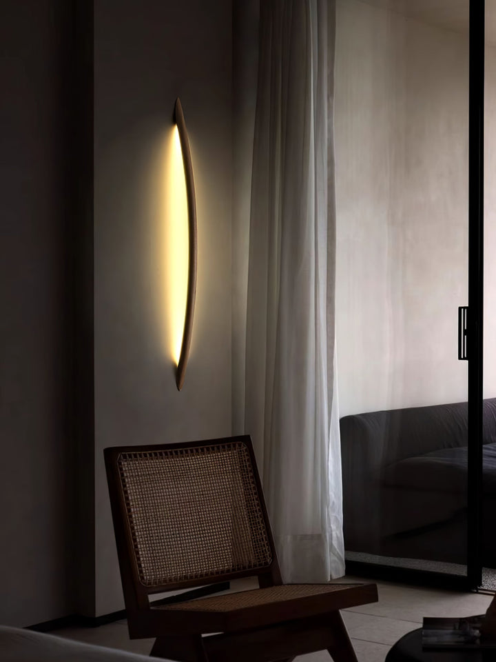 Linea Trä Vägglampa