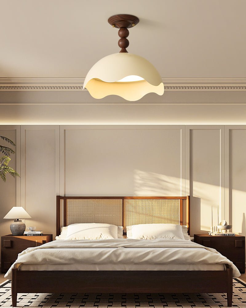 Liora Scallop Taklampa