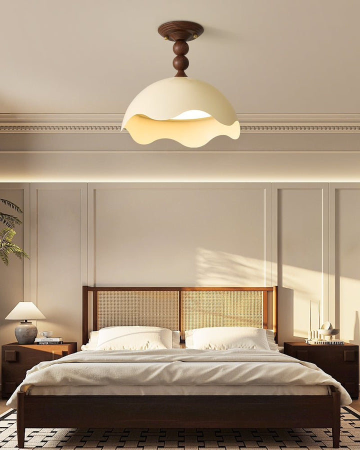 Liora Scallop Taklampa