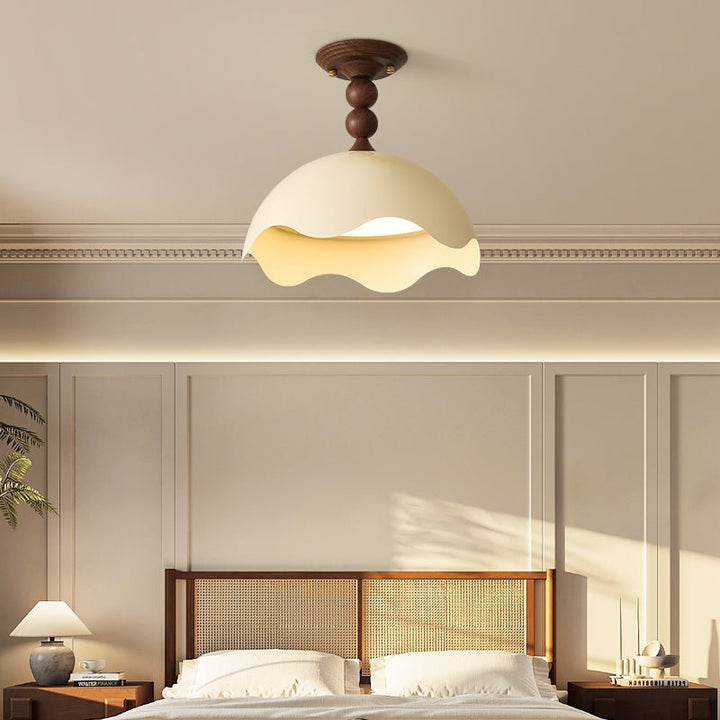 Liora Scallop Taklampa