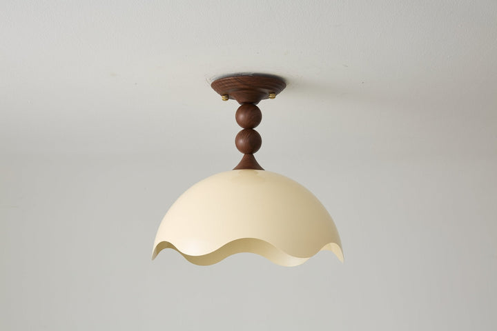 Liora Scallop Taklampa